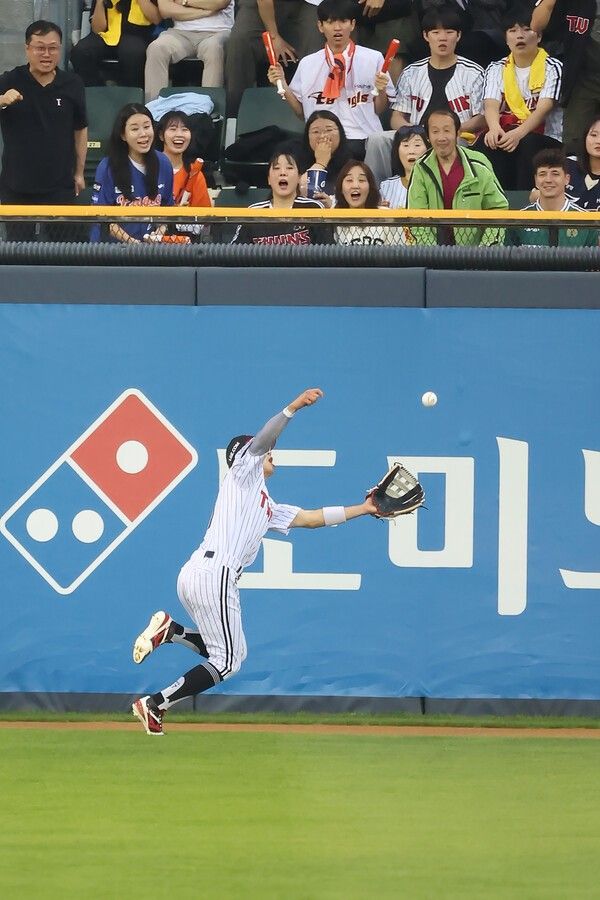 LG 박해민이 지난 5월 29일 잠실 한화전에서 좋은 수비를 선보였다. /사진=LG 트윈스