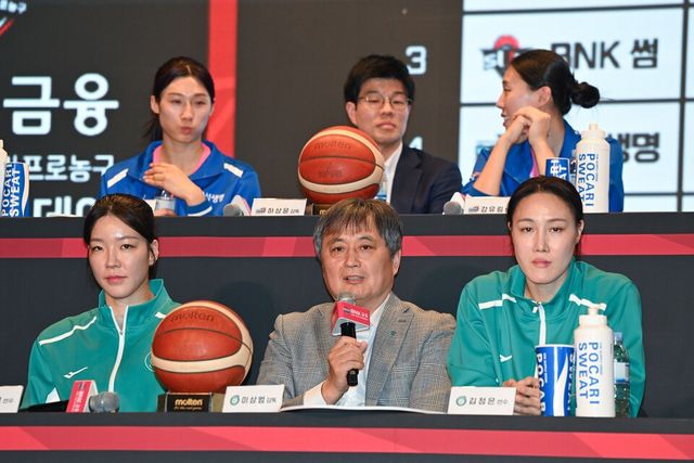 이상범 감독이 /사진=한국여자농구연맹