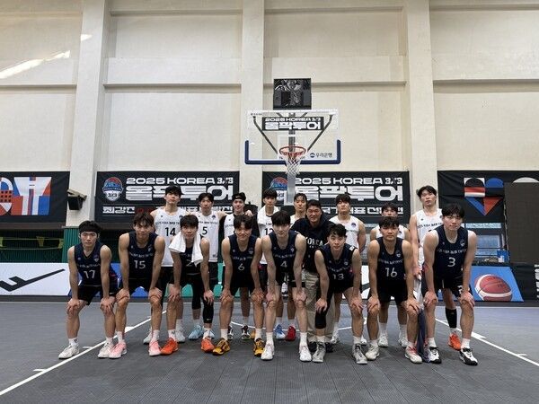 예비명단 8인의 단체사진. /사진=대한민국농구협회