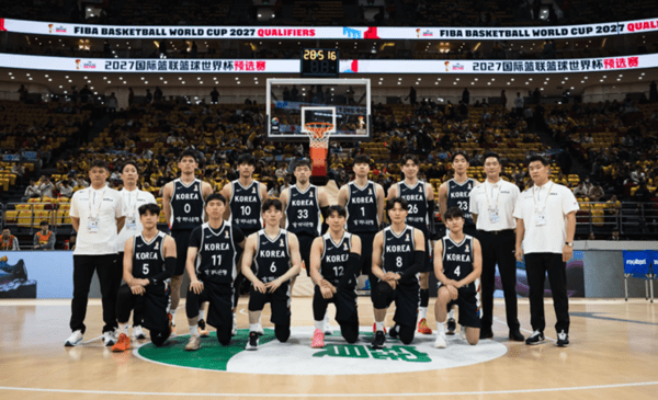 남자농구 대표팀 단체 사진. /사진=FIBA