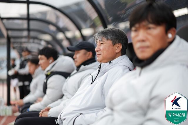 성남FC 전경준 감독. /사진=한국프로축구연맹