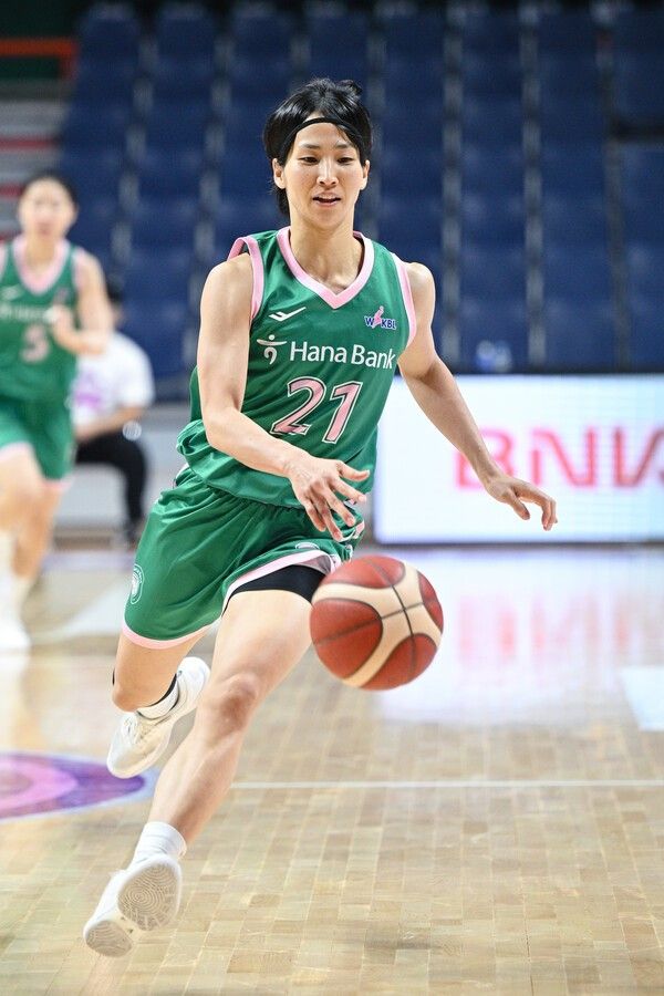 하나은행 이이지마 사키. /사진=WKBL