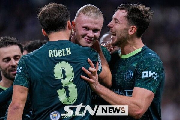 득점 후 기뻐하는 맨체스터 시티 공격수 엘링 홀란. /사진=뉴시스(AP)