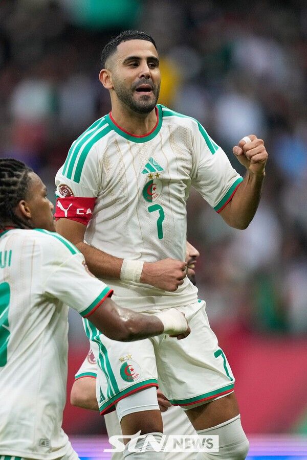 알제리 국가대표팀 윙포워드 리야드 마레즈. /사진=뉴시스(AP)