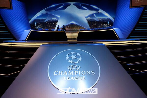 유럽축구연맹(UEFA) 챔피언스리그(UCL) 로고. 사진┃뉴시스/AP