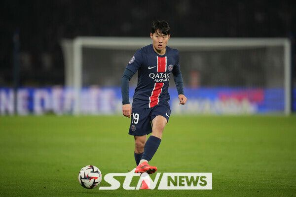 파리 생제르맹 FC 공격형 미드필더의 이강인. 사진┃뉴시스/AP