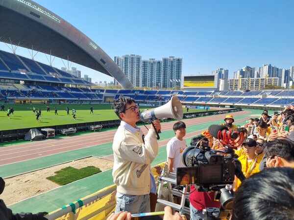 광주FC 이정효 감독. 사진┃광주FC