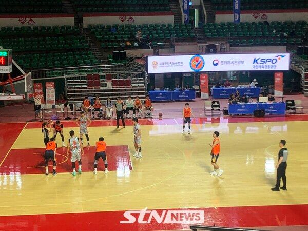 2025 D3 서울시장배 BDR 동호회 최강전 MSA와 SKD 간의 경기 모습. 잠실학생체육관=사진┃이형주 기자