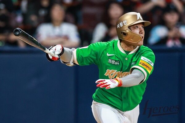 만루홈런을 때려낸 키움히어로즈 내야수 김태진. 사진┃키움히어로즈