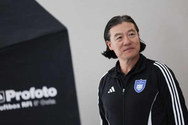 18일 오전 7시(이하 한국시각) 미국 올랜도 인터앤코 스타디움에서 마멜로디 선다운스(남아프리카 공화국)와 ‘2025 국제축구연맹(FIFA) 클럽 월드컵’ F조 1차전을 앞둔 김판곤 감독. 사진┃울산 HD