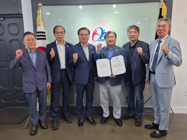 18일 서울 동작구에 위치한 사무국에서 최용운 신임 축구협회장 공식 임명식 모습. 사진┃대한직장인체육회