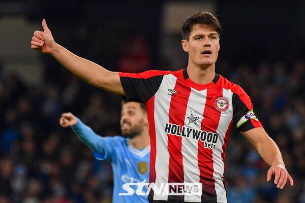 브렌트포드 FC 미드필더 크리스티안 뇌르고르. 사진┃뉴시스/AP