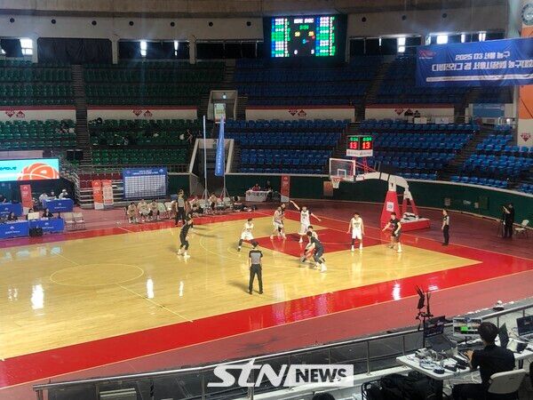 2025 D3 서울시장배 BDR 동호회최강전 8강 MOREvsSYBC 간의 경기 모습. 잠실=사진┃이형주 기자