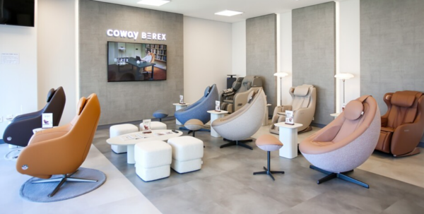 지난 16일 NC 다이노스가 코웨이와 시즌 공식 스폰서십 협약을 맺고 창원 NC파크 스카이박스에 ‘비렉스(BEREX) 체험존’을 마련해 운영한다고 밝혔다.(▲창원 NC파크 코웨이 비렉스 체험존 스카이박스). /사진=NC 다이노스