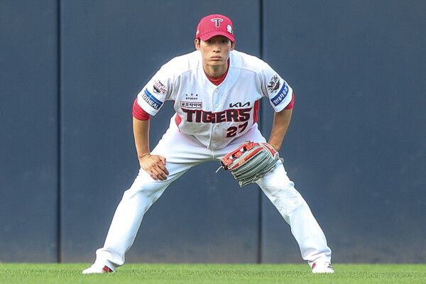 중견수 수비에 임하는 KIA 타이거즈 중견수 김호령. /사진=KIA 타이거즈