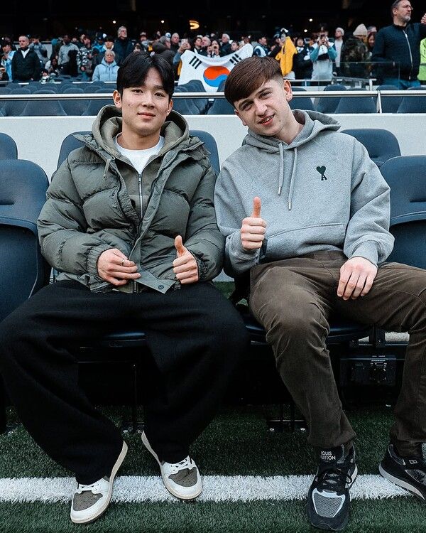 토트넘 홋스퍼의 시절의 양민혁과 마이키 무어. /사진=토트넘 홋스퍼