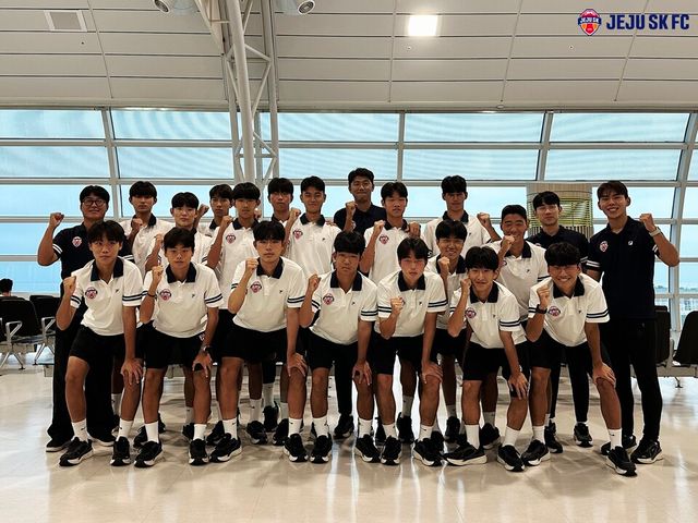 제주 SK 18세 이하 선수단. /사진=제주 SK