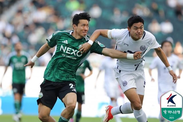지난 4월에 열린 전북 현대와 대구FC의 경기 모습. /사진=한국프로축구연맹