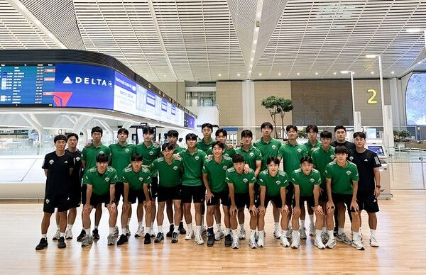 오텐 이노베이션 컵 2025 참가를 위해 출국한 전북현대 선수단. /사진=전북현대