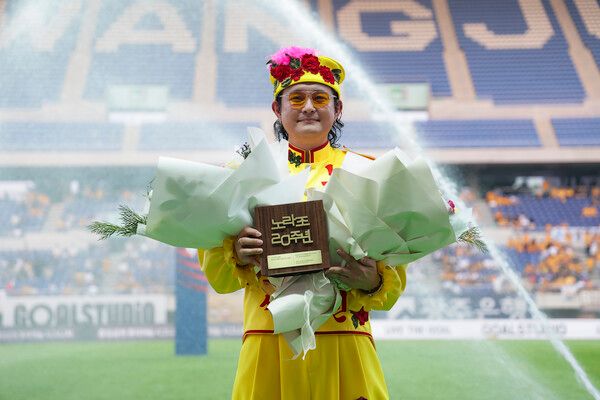 광주FC 홍보대사 가수 노라조의 조빈. /사진=광주FC