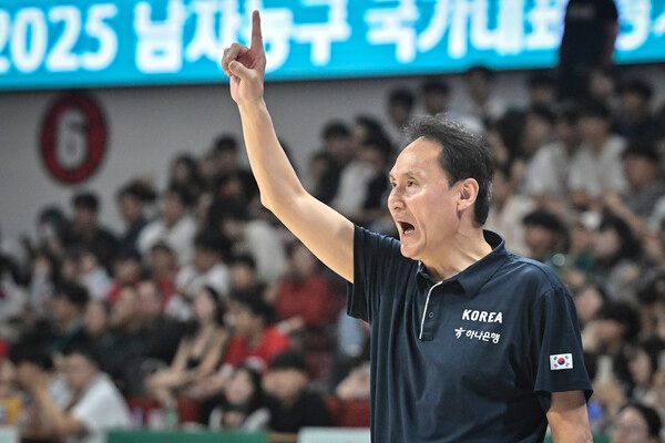 한국 남자 농구 국가대표팀 안준호 감독. /사진=대한농구협회
