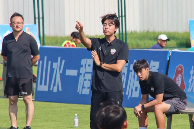 김천상무 U12 한대희 감독. /사진=김천상무