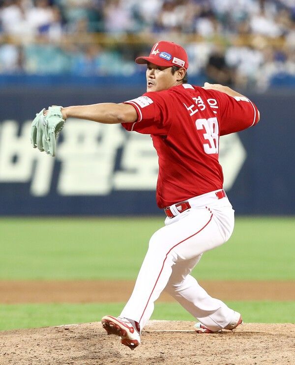 SSG 랜더스 투수 노경은. /사진=SSG 랜더스