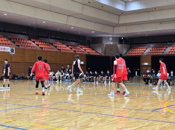 11일 일본 사가현의 사가 플라자에서 열린 일본 프로농구 B1리그 사가 벌루너스와의 연습 경기 중인 현대모비스. /사진=현대모비스