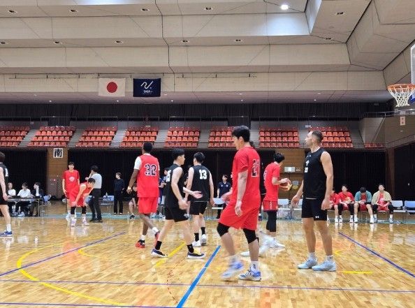 11일 일본 사가현의 사가 플라자에서 열린 일본 프로농구 B1리그 사가 벌루너스와의 연습 경기 중인 현대모비스. /사진=현대모비스
