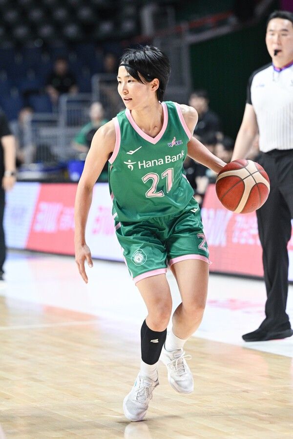 여자농구 하나은행 포워드 이이지마 사키. /사진=WKBL