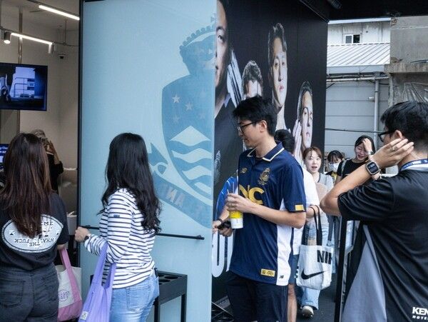 서울이랜드 무신사 팝업스토어 오픈 첫 날 모습. /사진=서울이랜드