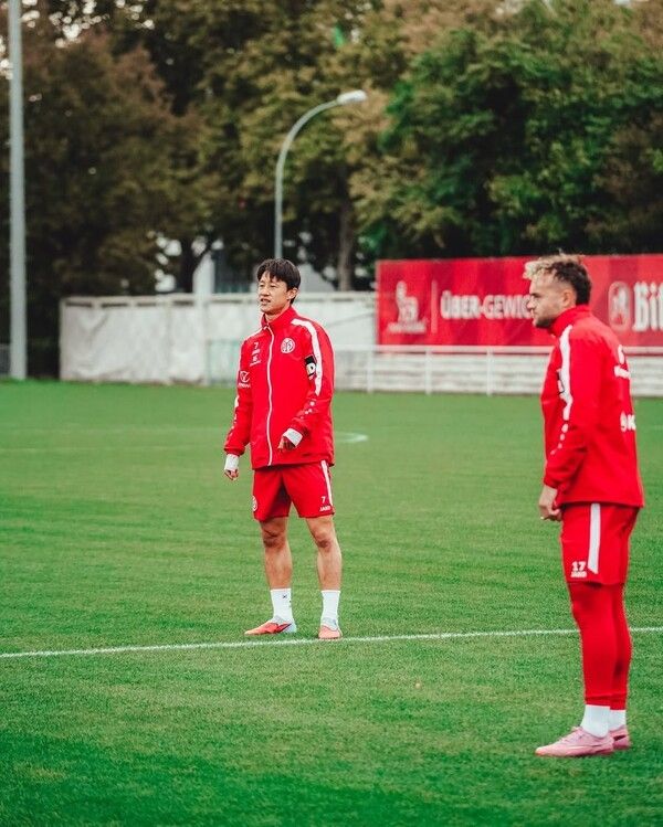 10일 마인츠가 공개한 훈련 장면. 이재성이 부상을 털고 복귀했다. /사진=마인츠