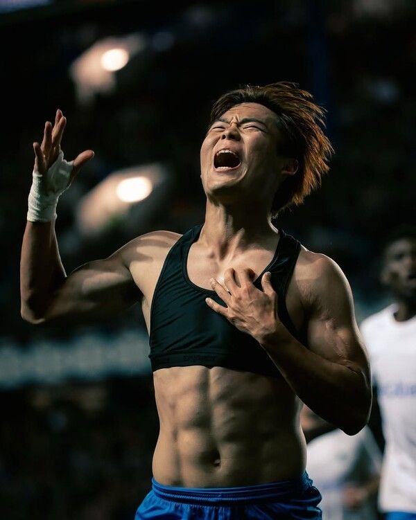 26일 스코틀랜드 글래스고에 위치한 이브록스 스타디움에서 치러진 레인저스와의 2025~26시즌 유럽축구연맹(UEFA) 유로파리그(UEL) 리그 페이즈 1차전에서 헹크의 오현규가 득점 후 포효하고 있다. /사진=헹크