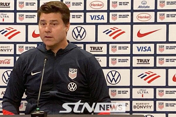 한국과의 맞대결을 앞두고 사전 기자회견을 갖는 마우리시오 포체티노 미국 대표팀 감독. /사진=뉴시스(AP)