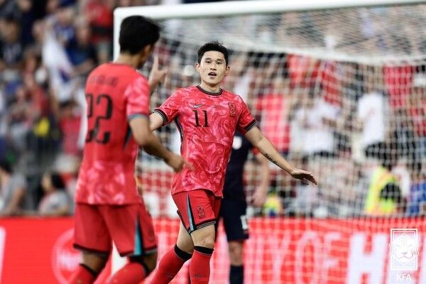 7일(한국시간) 미국 뉴저지에 위치한 포츠 일러스트레이티드 스타디움에서 치러진 미국과의 A매치 친선경기에서 한국의 이동경이 골 넣고 기뻐하고 있다. /사진=대한축구협회