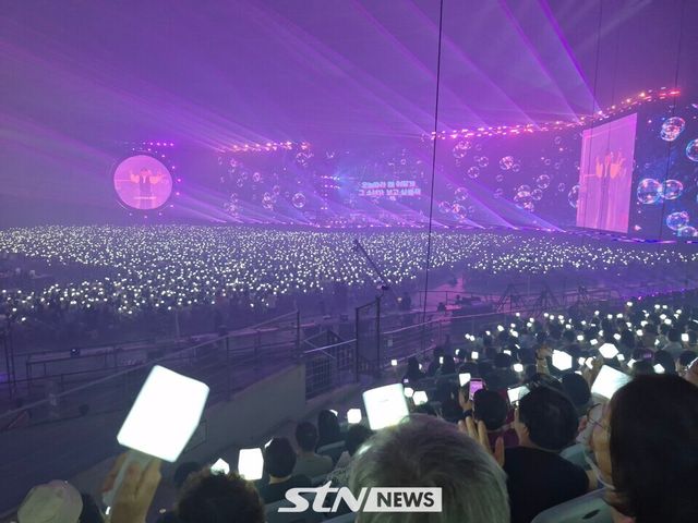 열광하는 2만 관객/사진=임종상 기자