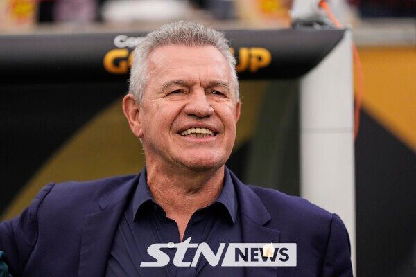 한국이 10일 오전 10시 30분(한국 시간) 미국 테네시주 내슈빌의 지오디스 파크에서 치를 경기에서 상대 멕시코의 사령탑으로 맞붙게 된 하비에르 아기레 감독. 이강인의 라리가 레알 마요르카 시절 스승이기도 하다. /사진=뉴시스(AP)