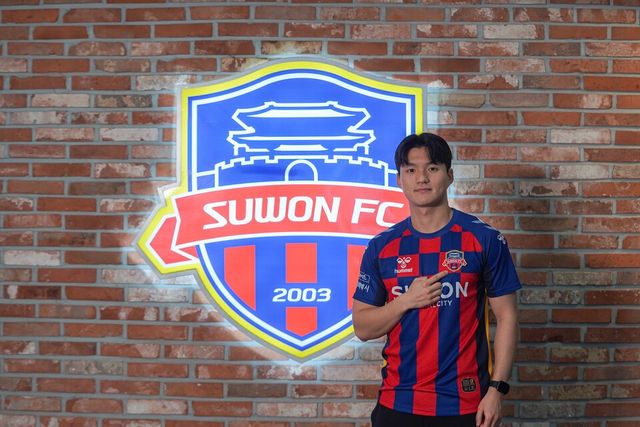 수원FC에 합류한 구본철. /사진=수원FC