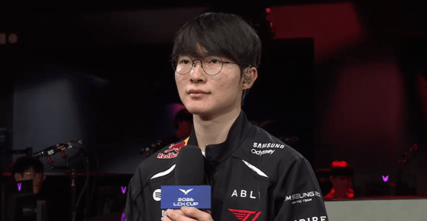 23일 종로 치지직 롤파크에서 2026 LCK컵 그룹배틀 2주 차 경기가 열렸다. T1이 2:0으로 승리를 가져갔다.(▲T1 페이커 이상혁선수 인터뷰). / 사진=네이버 치지직 라이브 영상 캡처)