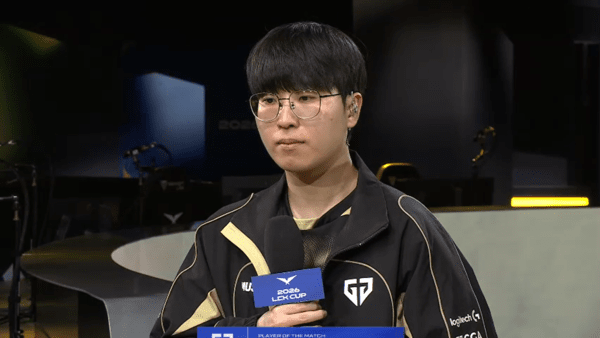 젠지(GEN)가 디플러스 기아(DK)를 상대로 운영과 교전 모두에서 우위를 증명하며 2026 LCK컵 그룹 배틀 2주 차 경기에서 완승을 거뒀다. 1세트 상체 운영으로 흐름을 잡은 데 이어, 2세트에서는 한타 중심 조합으로 압도하며 ‘이변 없는 승리’를 완성했다.(▲젠지, KIIN). /사진=네이버 치지직 라이브 영상 캡처