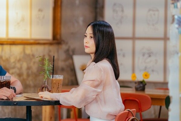 손여은은 tvN 월화드라마 ‘스프링 피버’에서 재규 앞에 갑작스럽게 나타난 미스터리한 인물 선희연 역을 맡아 시청자들을 만나고 있다. (▲손여은_스프링 피버). /사진=tvN