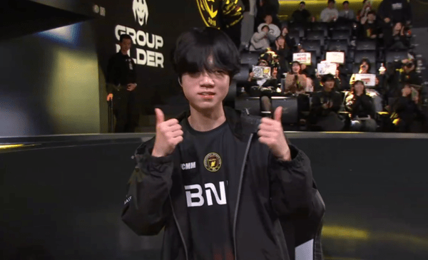 BNK 피어엑스(BFX)가 DN 수퍼스(DNS)를 상대로 3대1 승리를 거두며 LCK컵 그룹 배틀 ‘슈퍼 위크’에서 장로 그룹의 우위를 확고히 했다. (▲BNK피어엑스 & DN수퍼스=3:2). /사진=네이버 치지직 라이브영상 캡처