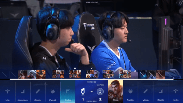 1·2세트를 내주며 벼랑 끝에 몰렸던 DN 수퍼스가 3세트에서 라인 주도권과 교전 완성도를 되찾으며 반격의 발판을 마련했다.(▲DN수퍼스 & BNK피어엑스 = 1:2). /사진=네이버 치지직 라이브영상 캡처