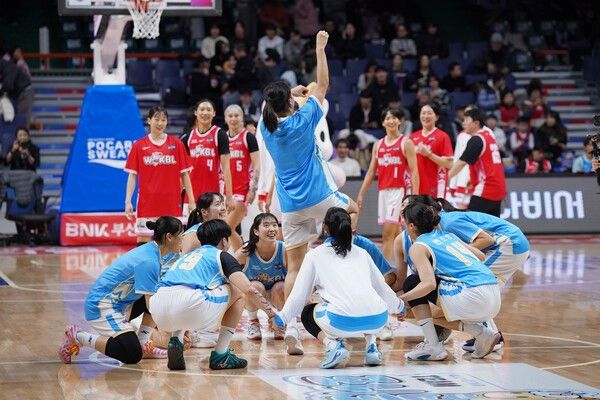 WKBL 올스타 페스티벌에서 퍼포먼스를 뽐내는 김단비. /사진=WKBL