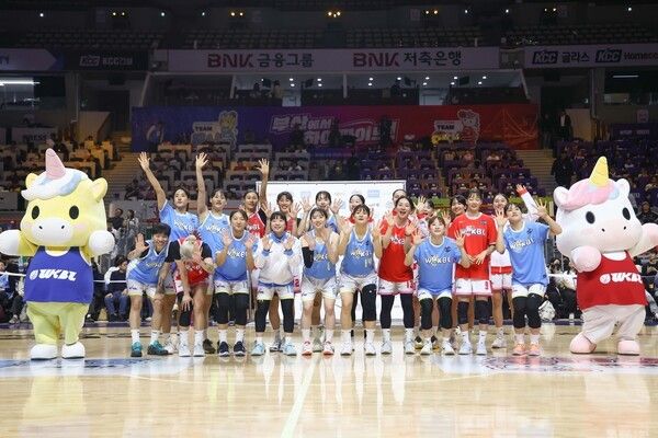 WKBL 올스타 페스티벌 단체 사진. /사진=WKBL