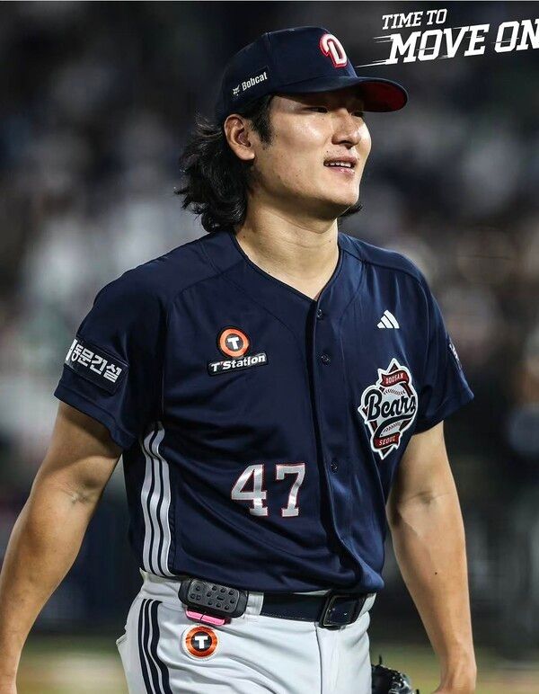 6일 두산이 부산 사직구장에서 열린 2026 신한 SOL KBO리그 롯데와의 원정경기에서 3-1로 이겼다. (▲두산 선발투수 곽빈 / 베어스 우완 투수 단일 시즌 최다 탈삼진 신기록 작성). /사진=두산 베어스
