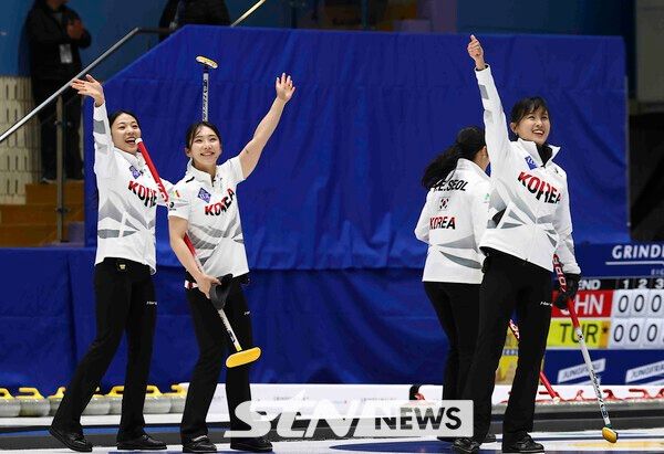 경기도청 컬링 선수단. /사진=뉴시스