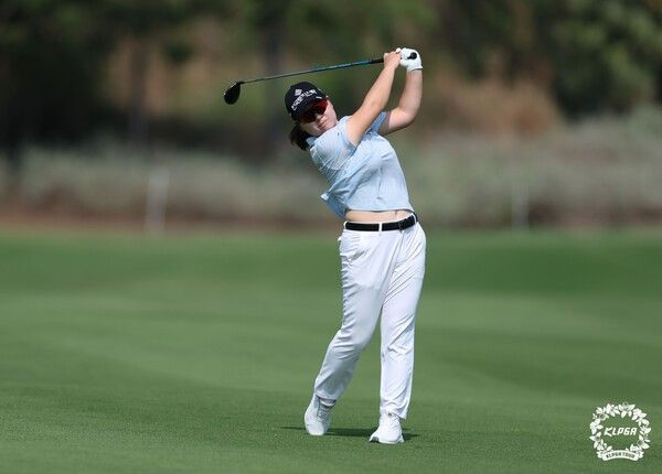 홍정민 리쥬란 챔피언십 2R 15번홀 세컨드샷. /사진=KLPGA