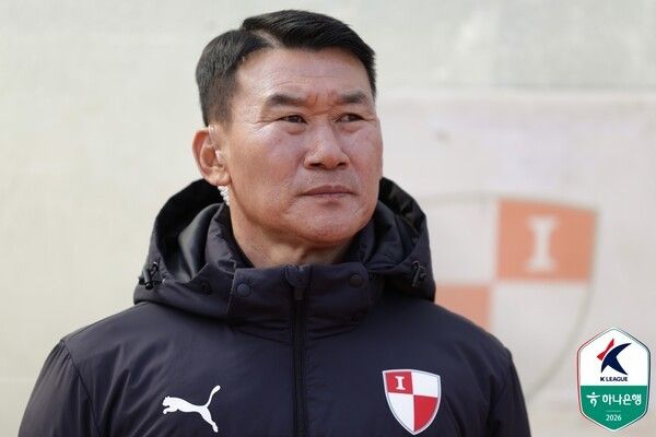 부산아이파크 조성환 감독. /사진=한국프로축구연맹