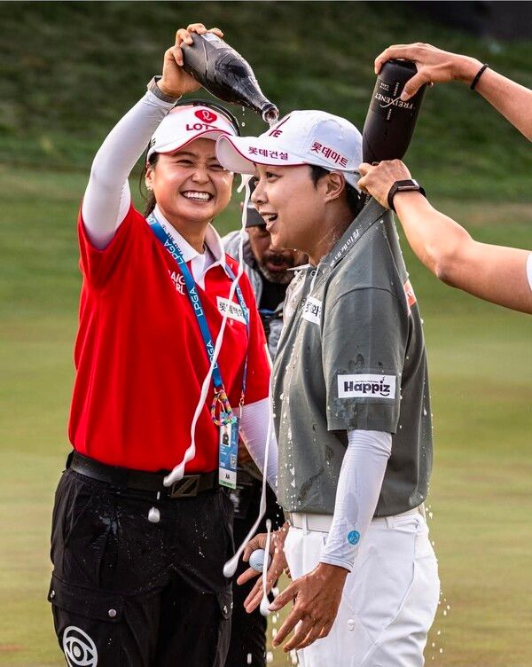 23일(한국시간) 미국 캘리포니아주 멘로파크 샤론하이츠 골프 앤드 컨트리클럽에서 열린 LPGA 투어 포티넷 파운더스컵 최종 라운드에서 김효주는 최종 합계 16언더파 272타를 기록, 넬리 코다를 1타 차로 제치고 우승했다. /사진=페이스북 캡처